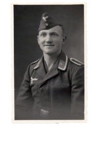 1942 Luftwaffen-Unteroffizier Hermann von Frieling